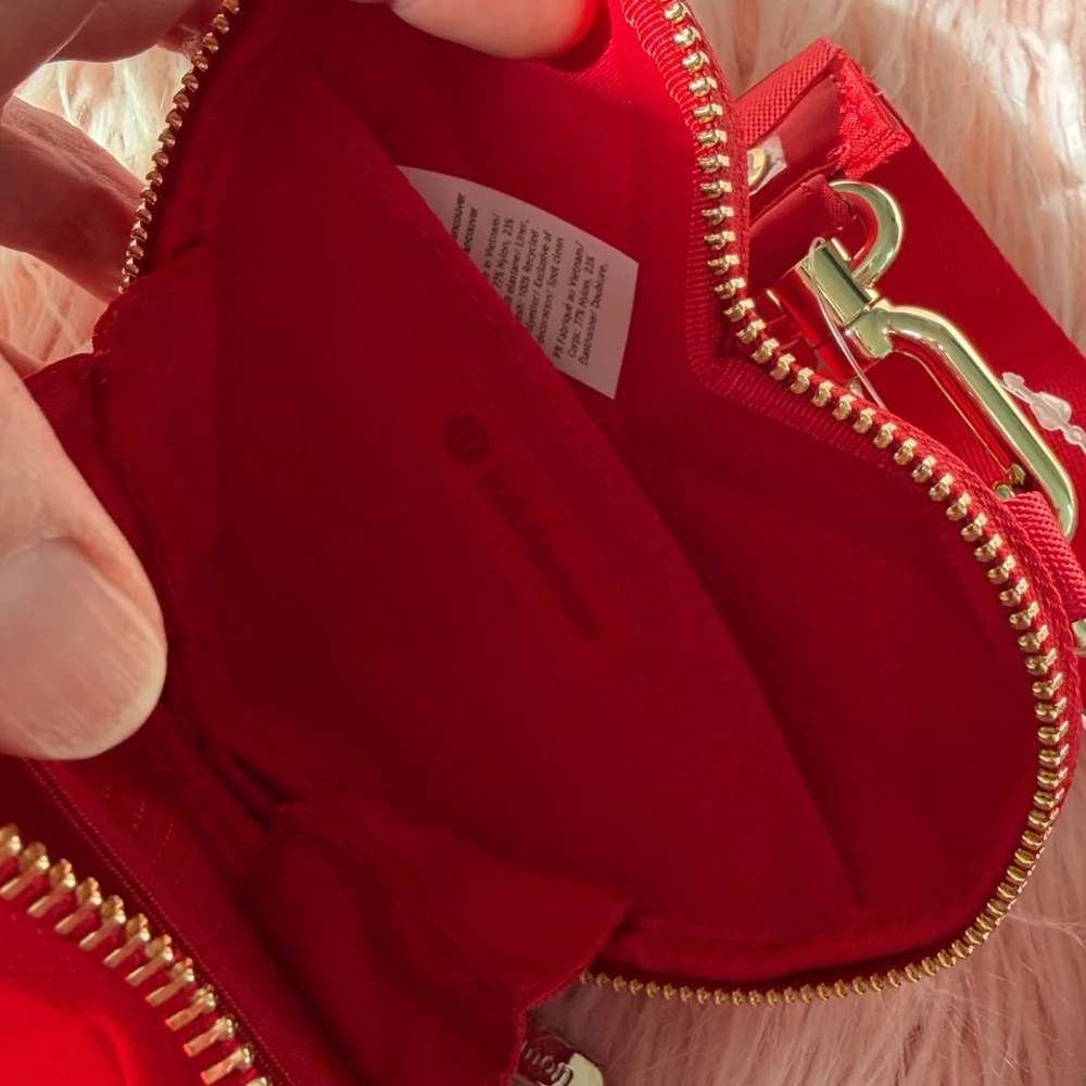 ❤️ lululemon Red Heart Wristlet Keychain BNWT
